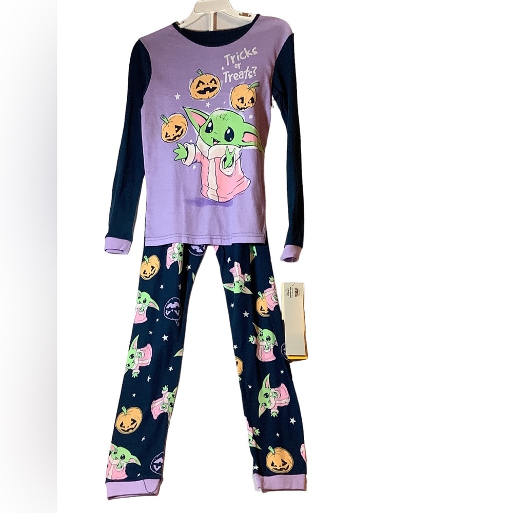 NWT New Girls size New Girls size 6 Star Wars The Mandalorian Pajama Set